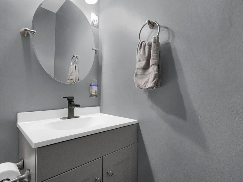 3851 Wade Road, Columbus, OH 43232 Photo 13