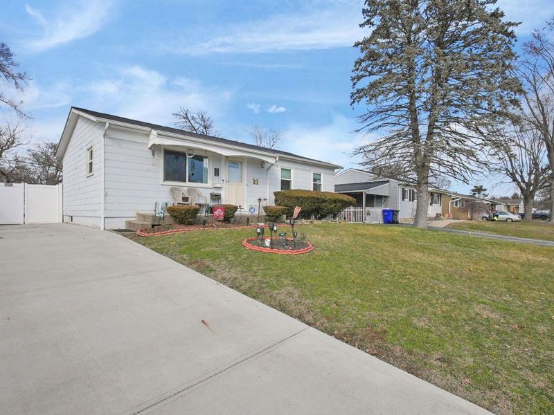 3851 Wade Road, Columbus, OH 43232 Photo 2