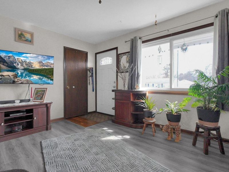 3851 Wade Road, Columbus, OH 43232 Photo 7