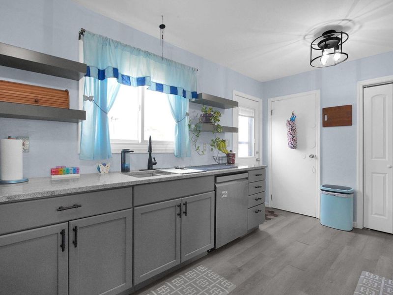 3851 Wade Road, Columbus, OH 43232 Photo 9