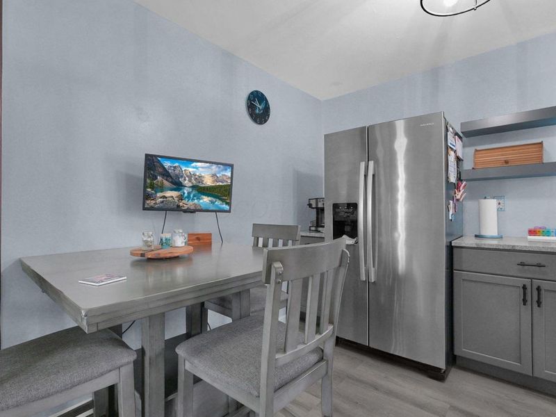 3851 Wade Road, Columbus, OH 43232 Photo 9