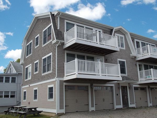 8 Oceanside Avenue , Unit 2, York, ME 03909
