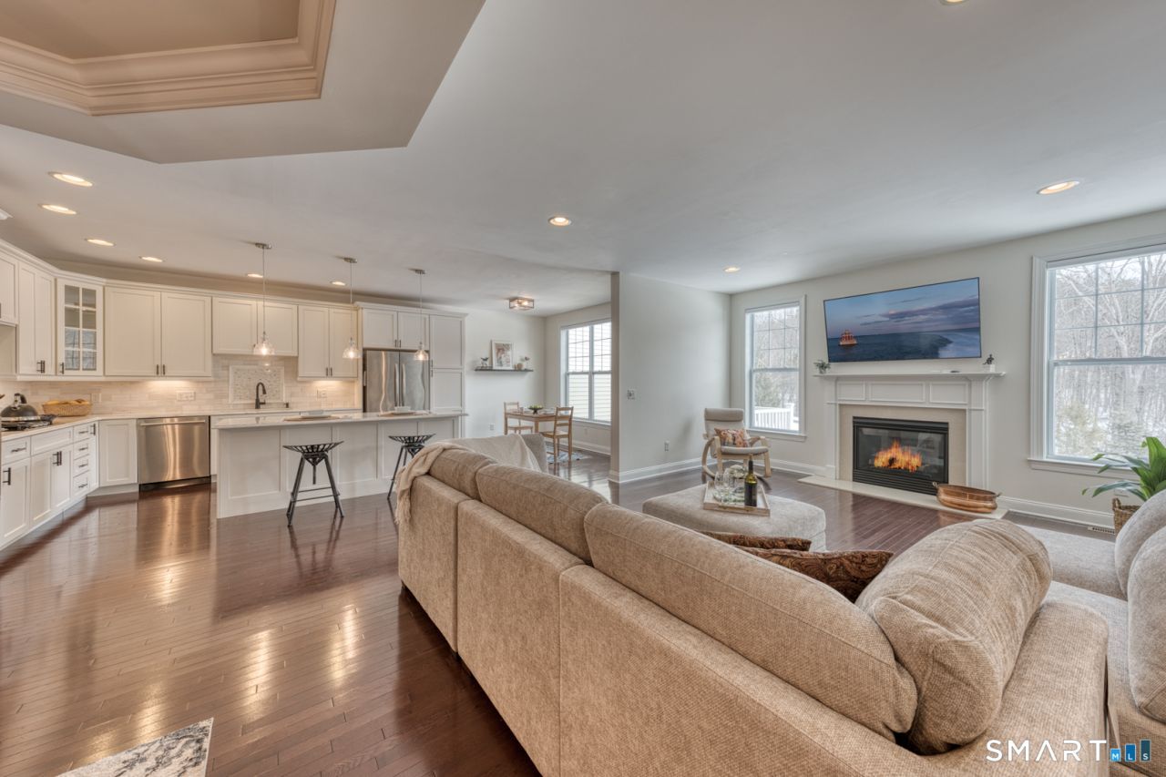 16 Winding, Unit 16, Middlebury, CT 06762 Main Photo