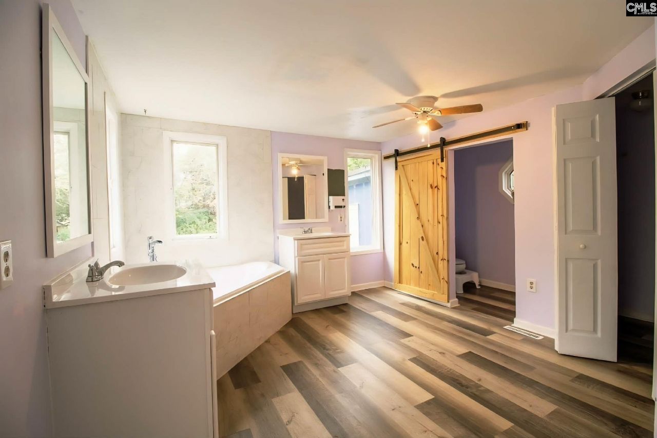 159 Darian Drive  Photo 18