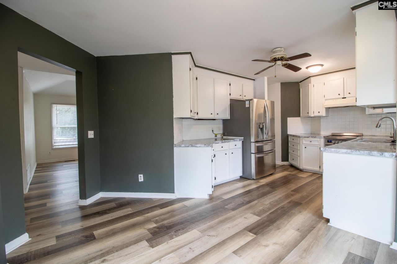 159 Darian Drive  Photo 8