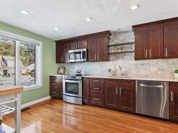 2 Wedge Court, Unit 2, North Reading, MA 01864