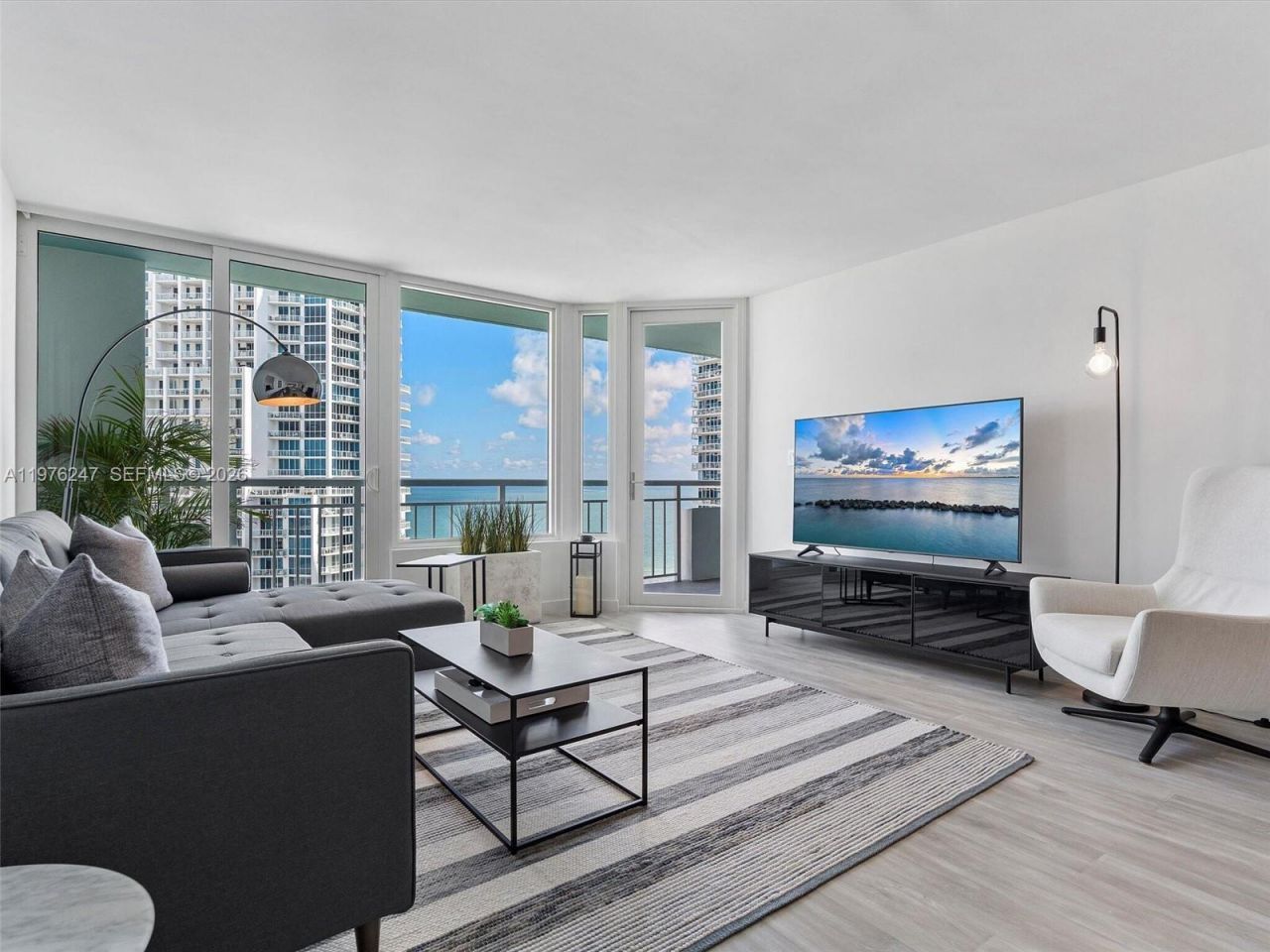 400 S Pointe Dr, Unit 2308, Miami Beach, FL 33139 Photo
