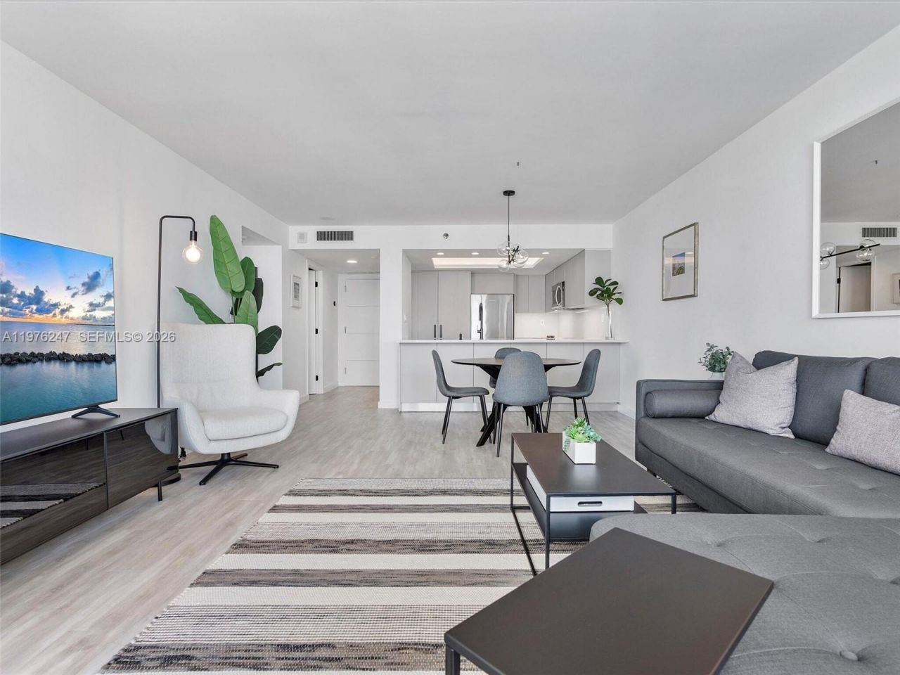 400 S Pointe Dr, Unit 2308, Miami Beach, FL 33139 Photo
