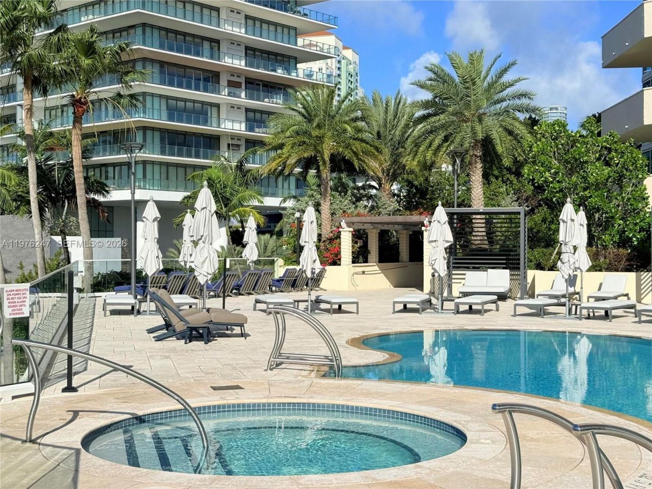 400 S Pointe Dr, Unit 2308, Miami Beach, FL 33139 Photo