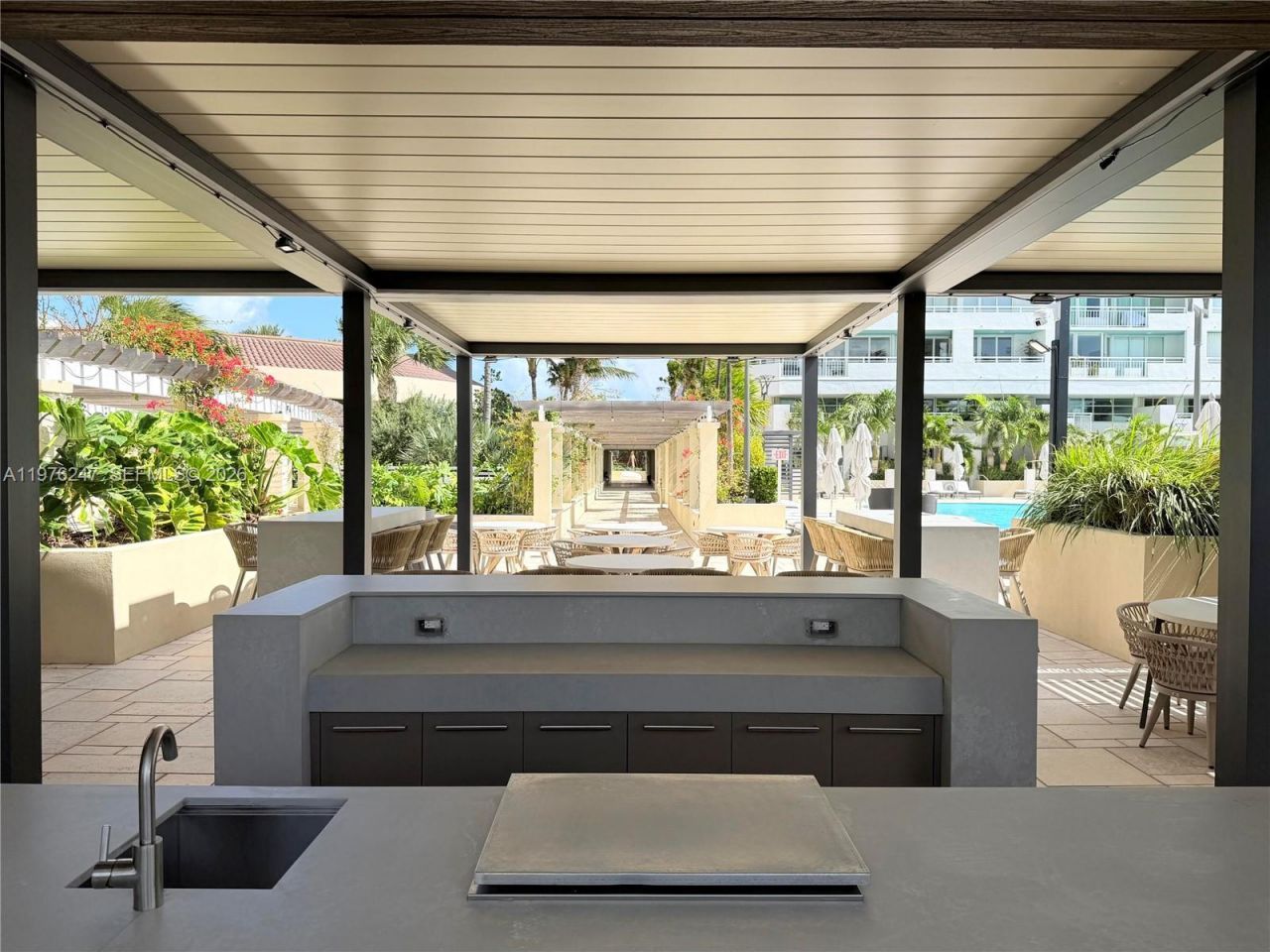 400 S Pointe Dr, Unit 2308, Miami Beach, FL 33139 Photo