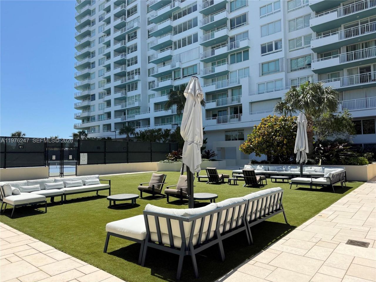 400 S Pointe Dr, Unit 2308, Miami Beach, FL 33139 Photo