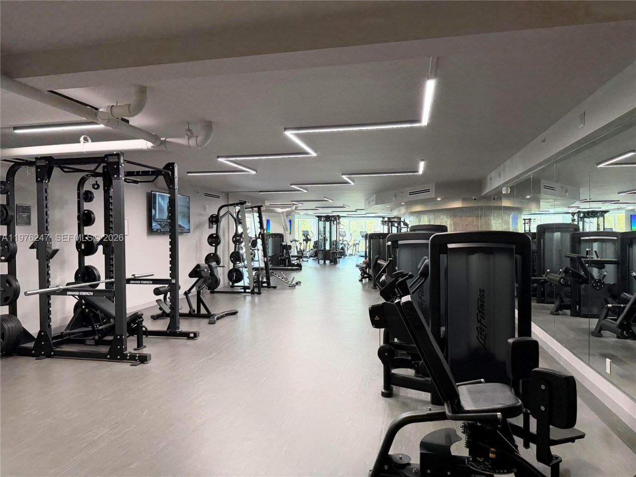 400 S Pointe Dr, Unit 2308, Miami Beach, FL 33139 Photo