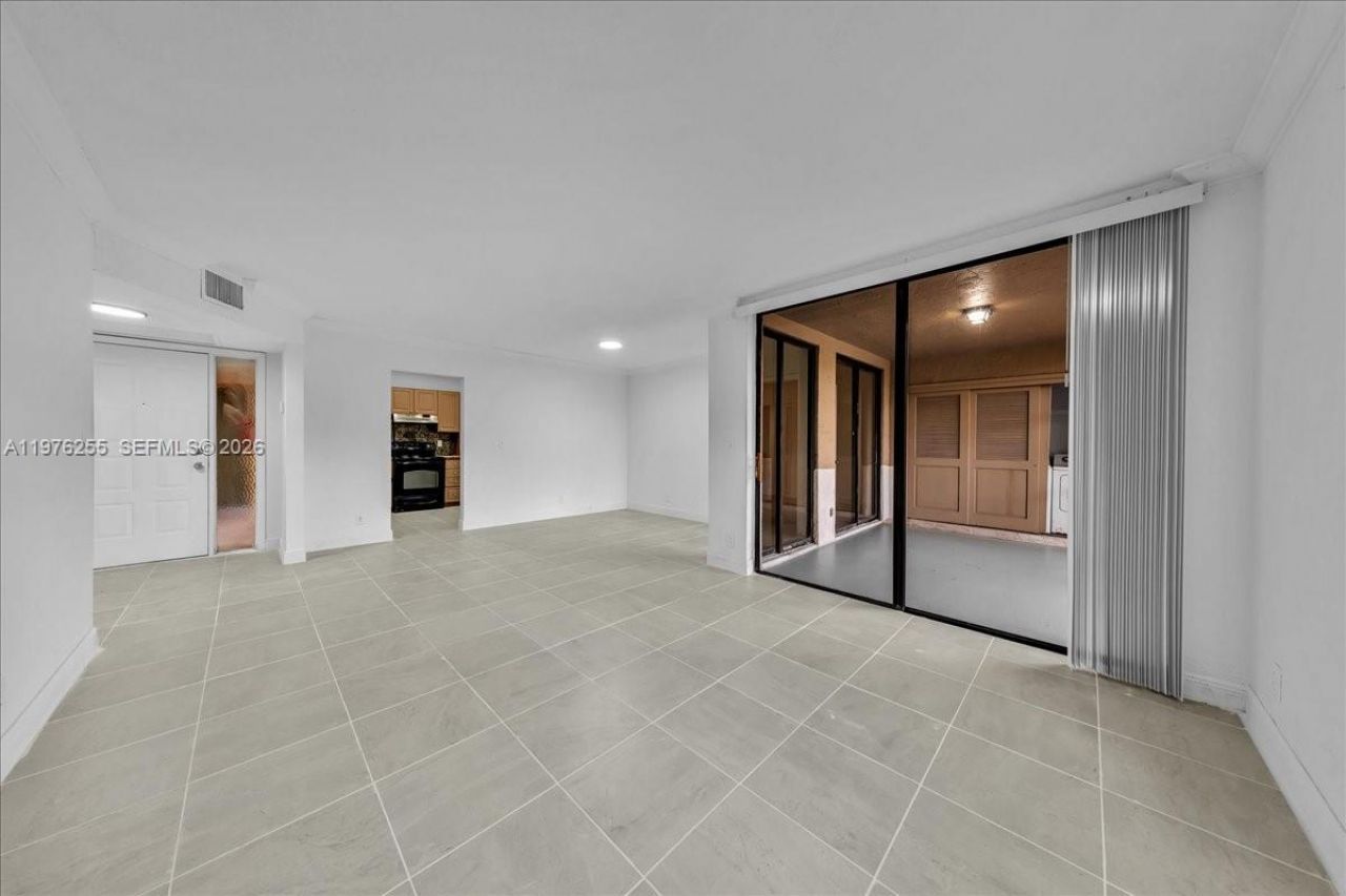 3814 Coral Tree Cir , Unit 3814, Coconut Creek, FL 33073 Photo