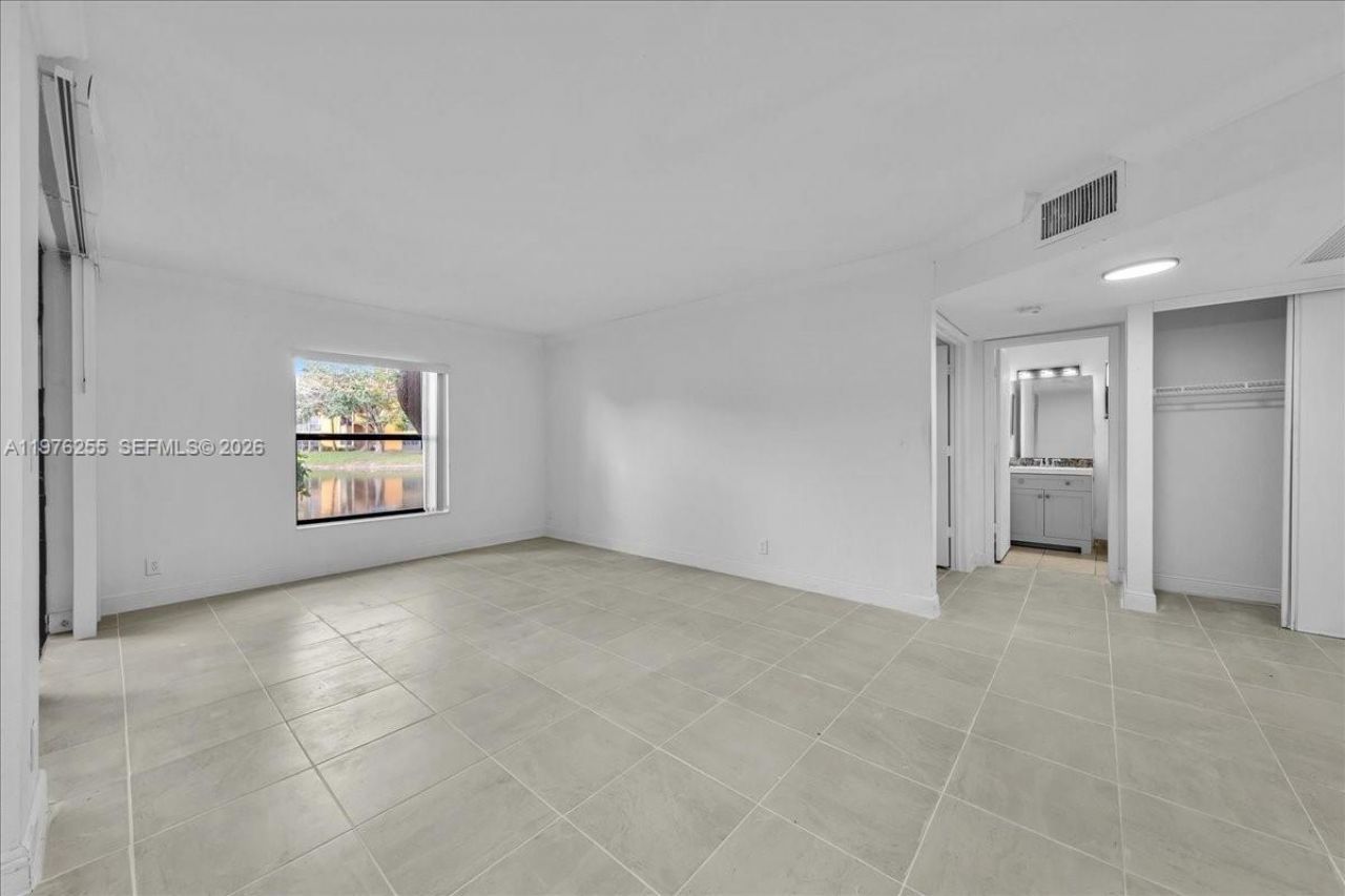 3814 Coral Tree Cir , Unit 3814, Coconut Creek, FL 33073 Photo