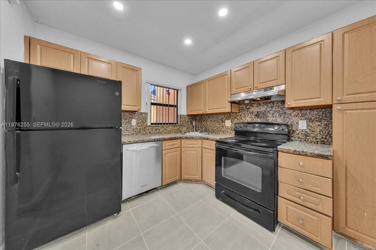 3814 Coral Tree Cir , Unit 3814, Coconut Creek, FL 33073 Photo