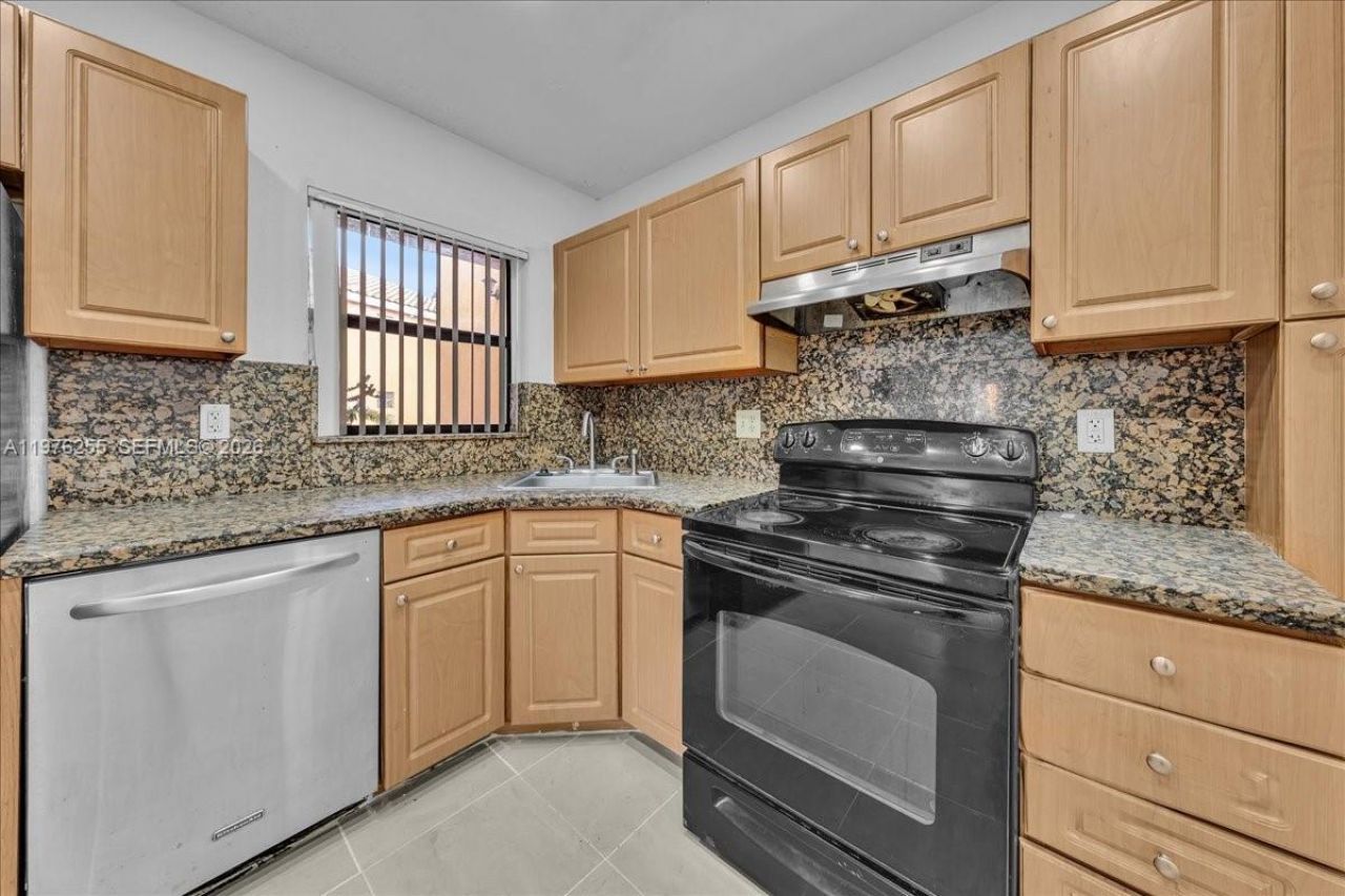 3814 Coral Tree Cir , Unit 3814, Coconut Creek, FL 33073 Photo