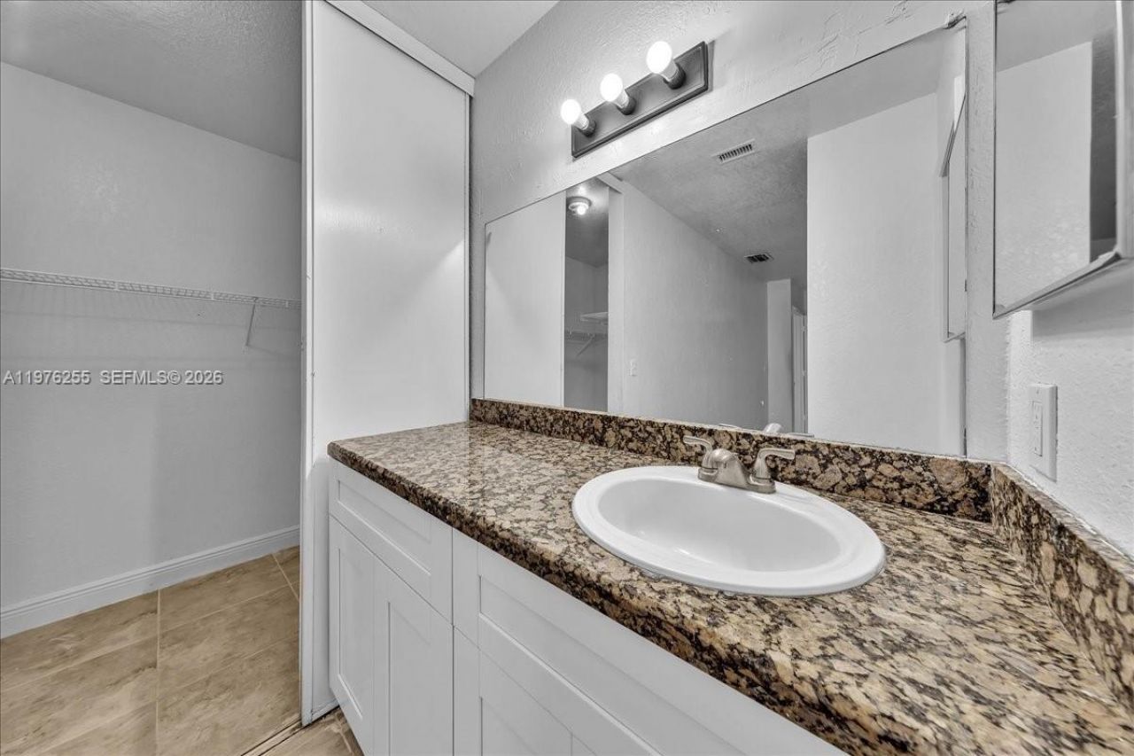 3814 Coral Tree Cir , Unit 3814, Coconut Creek, FL 33073 Photo