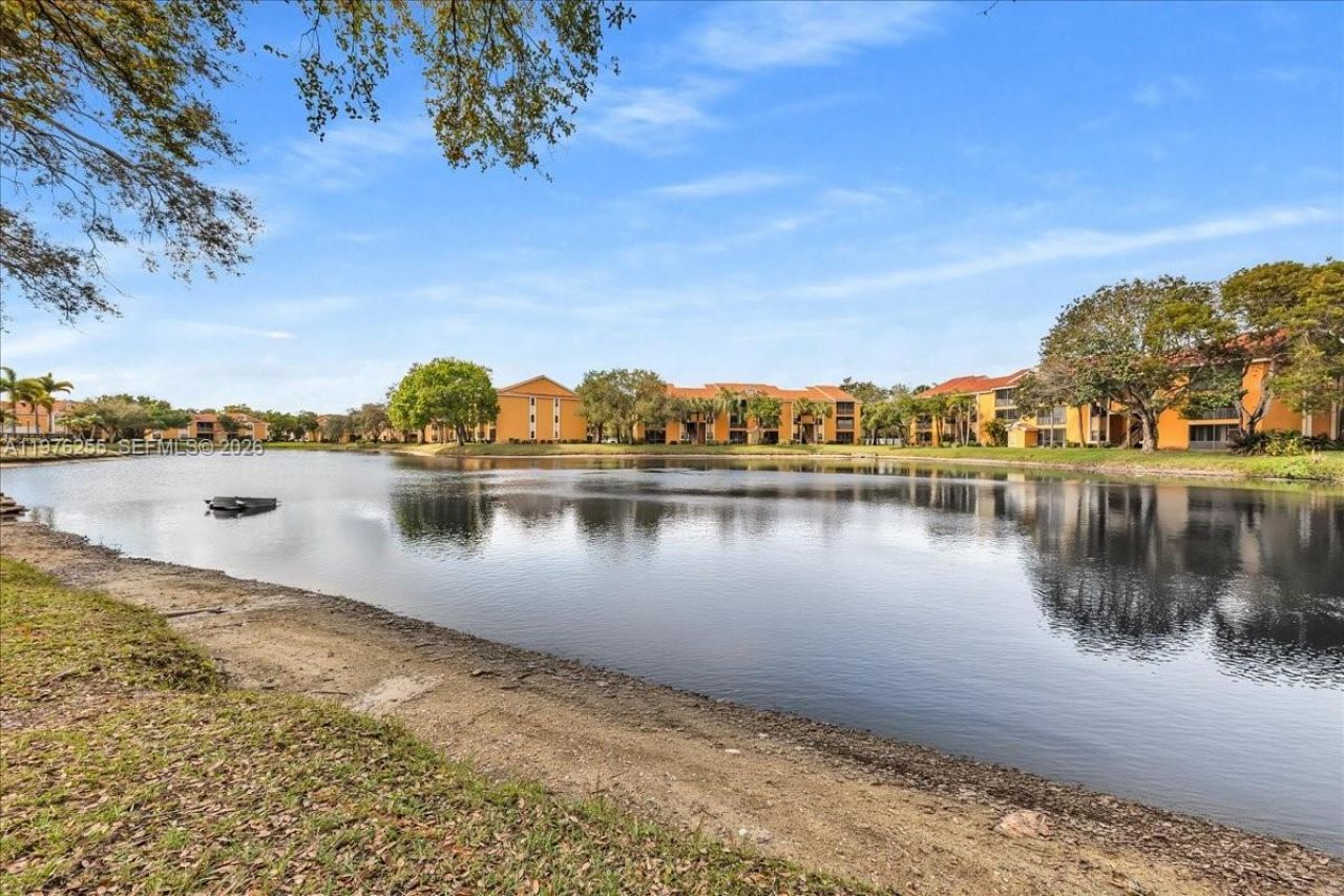 3814 Coral Tree Cir , Unit 3814, Coconut Creek, FL 33073 Photo