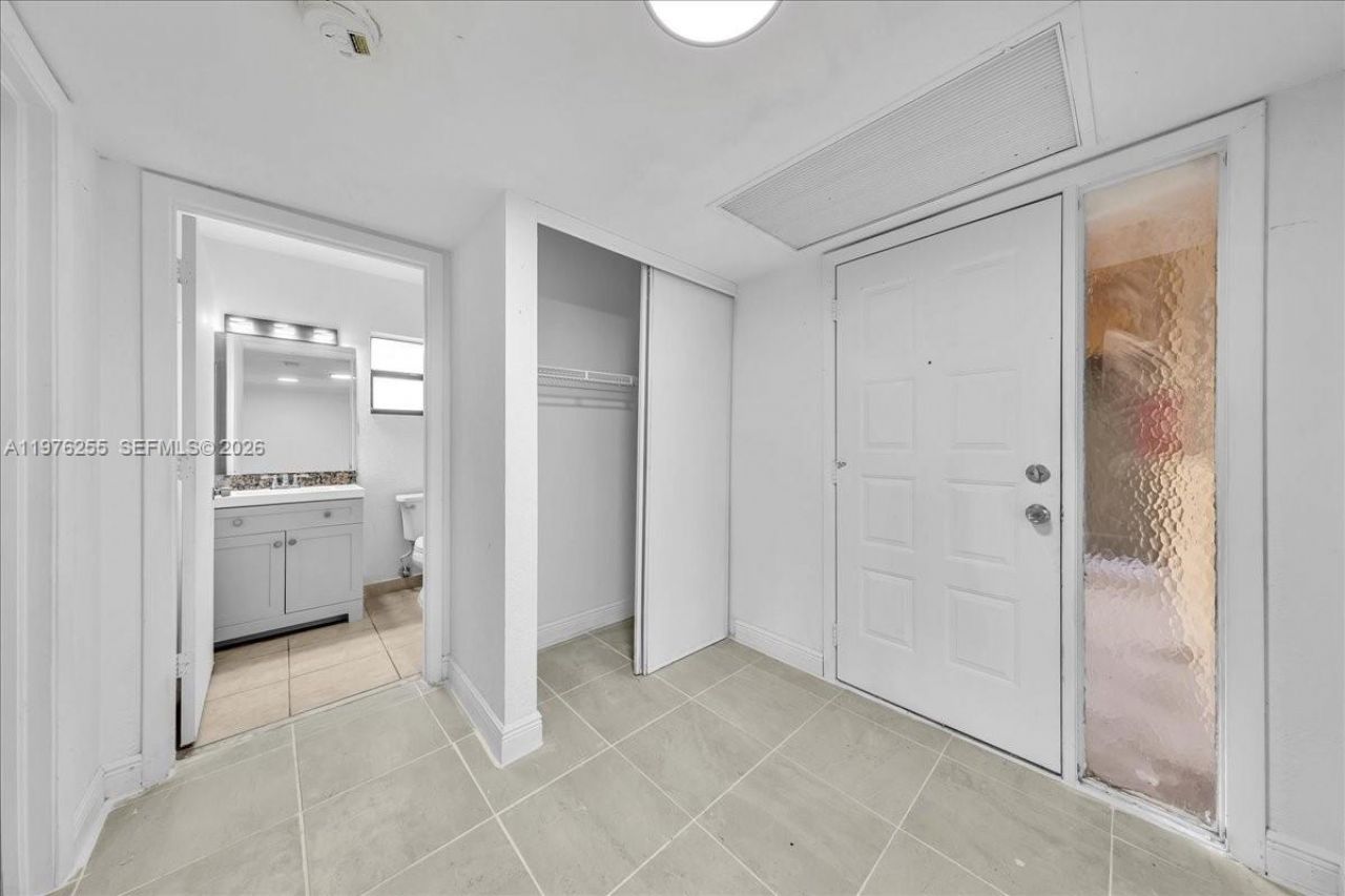 3814 Coral Tree Cir , Unit 3814, Coconut Creek, FL 33073 Photo