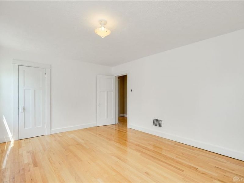 2119 Shroyer Road, Oakwood, OH 45419 Photo 9