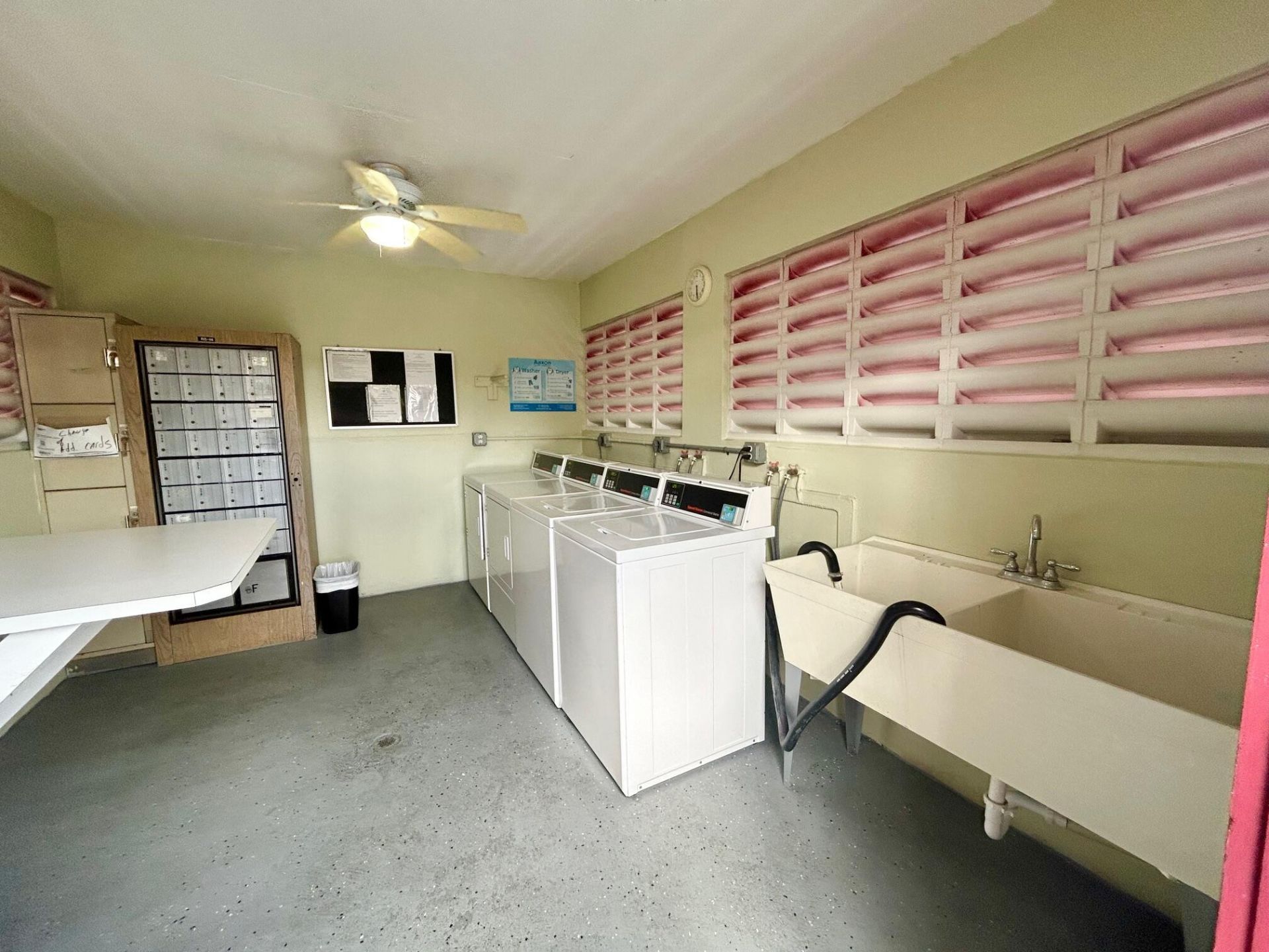 2990 Crosley Drive E, Unit G, West Palm Beach, FL 33415 Photo