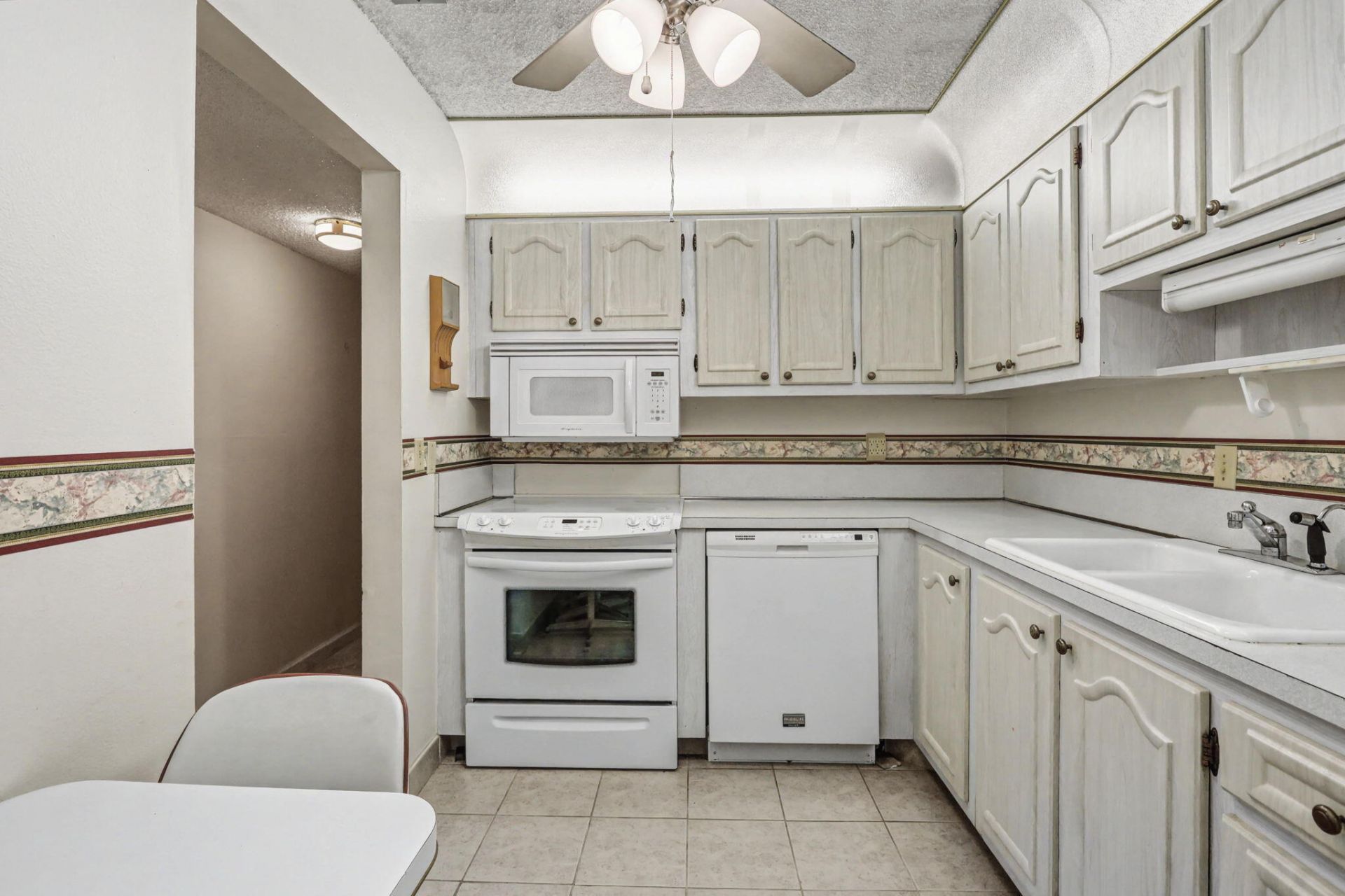 22805 SW 66th Avenue, Unit 206, Boca Raton, FL 33428 Photo