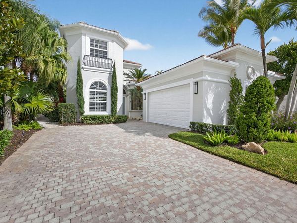 131 Porto Vecchio Way, Palm Beach Gardens, FL 33418