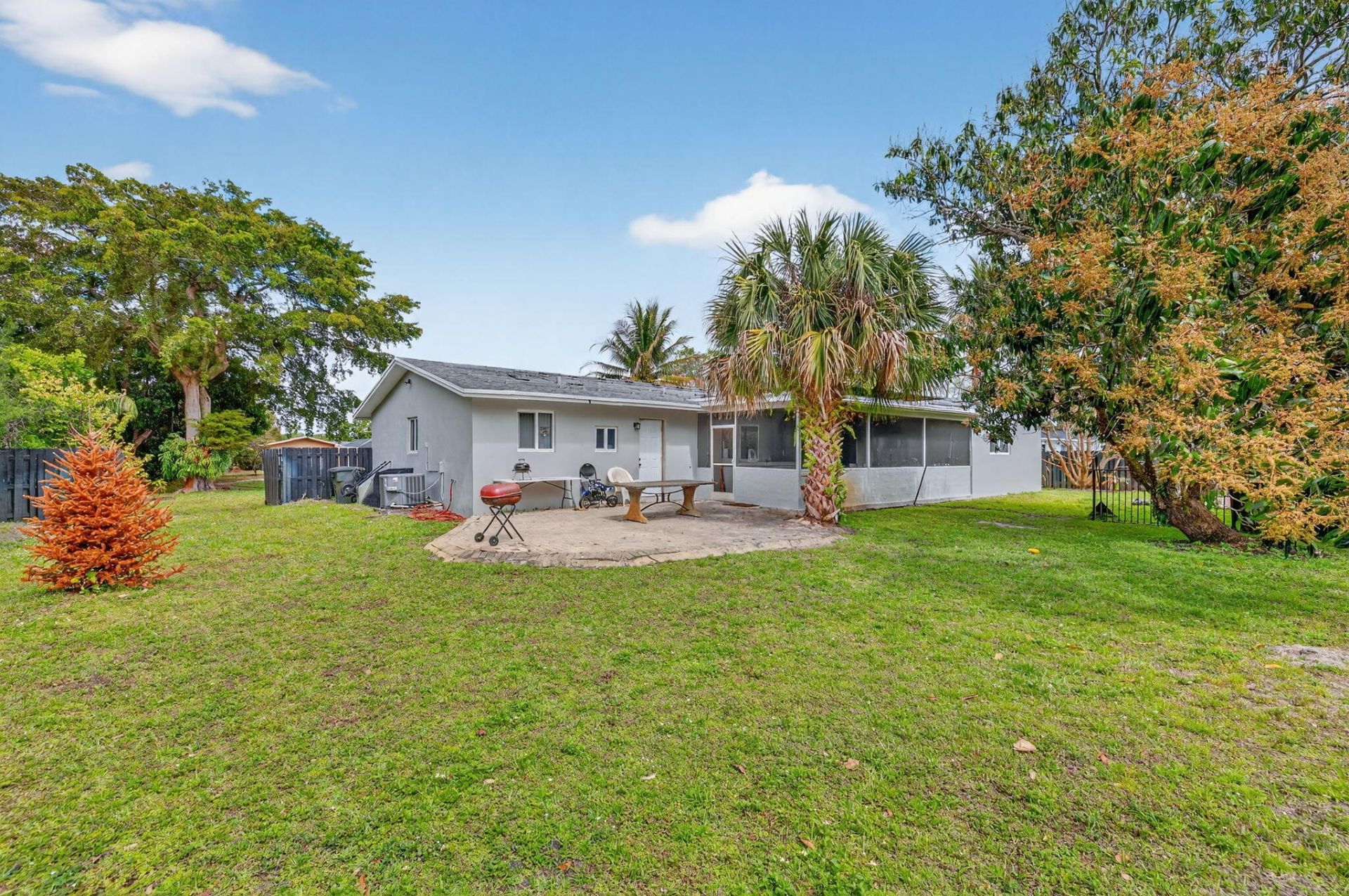 6980 NW 6th Street, Plantation, FL 33317 Photo