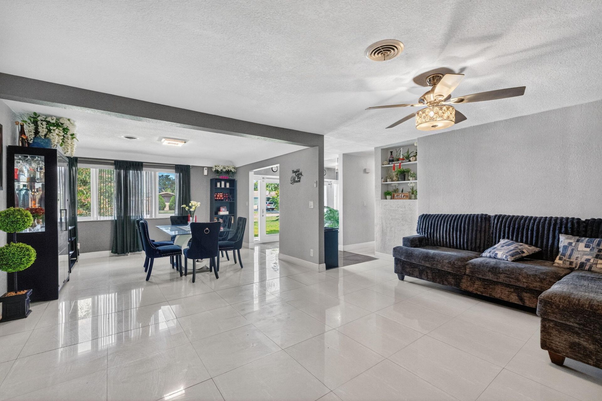 6980 NW 6th Street, Plantation, FL 33317 Photo