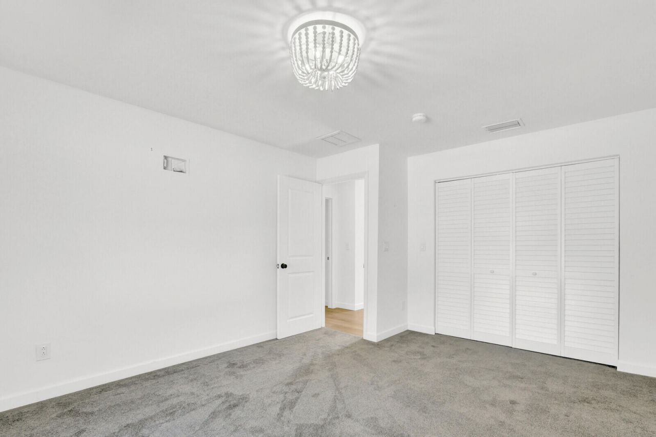 105 Main Street, Fort Pierce, FL 34982 Photo