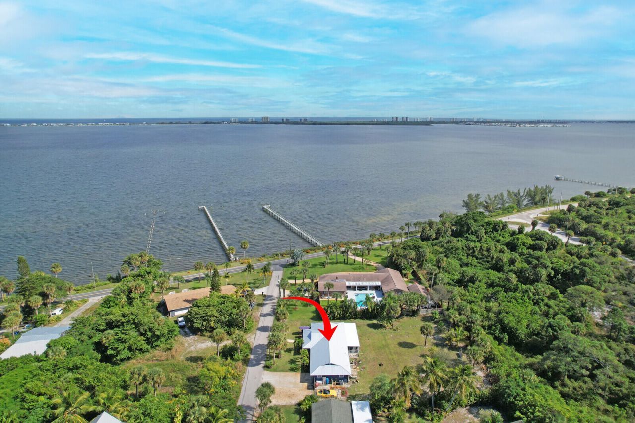 105 Main Street, Fort Pierce, FL 34982 Photo