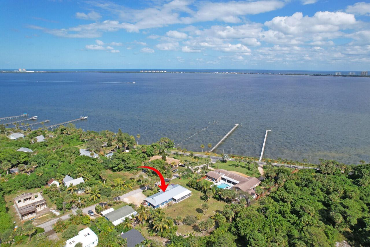 105 Main Street, Fort Pierce, FL 34982 Photo