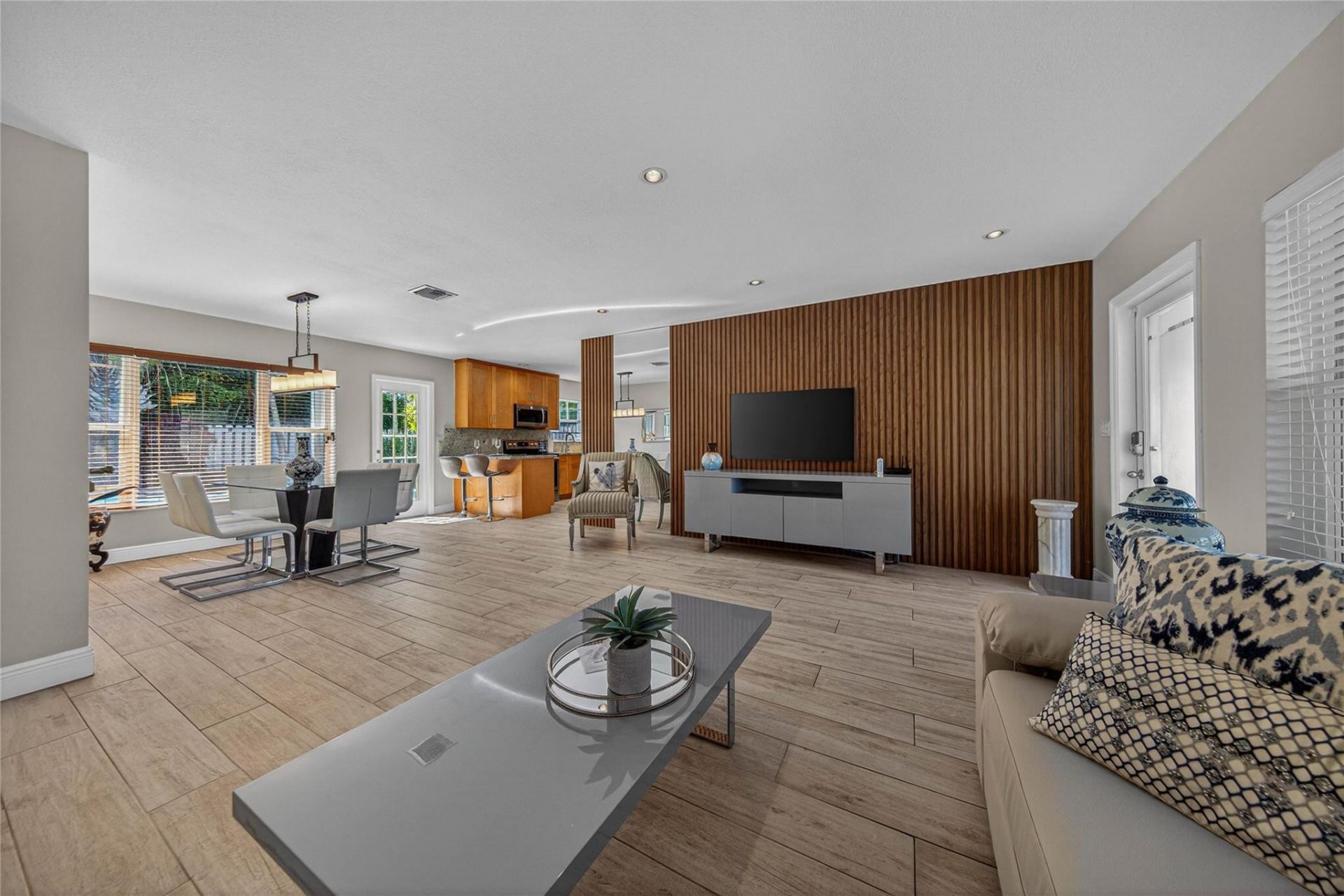 268 Hibiscus Avenue, Lauderdale by the Sea, FL 33308 Photo