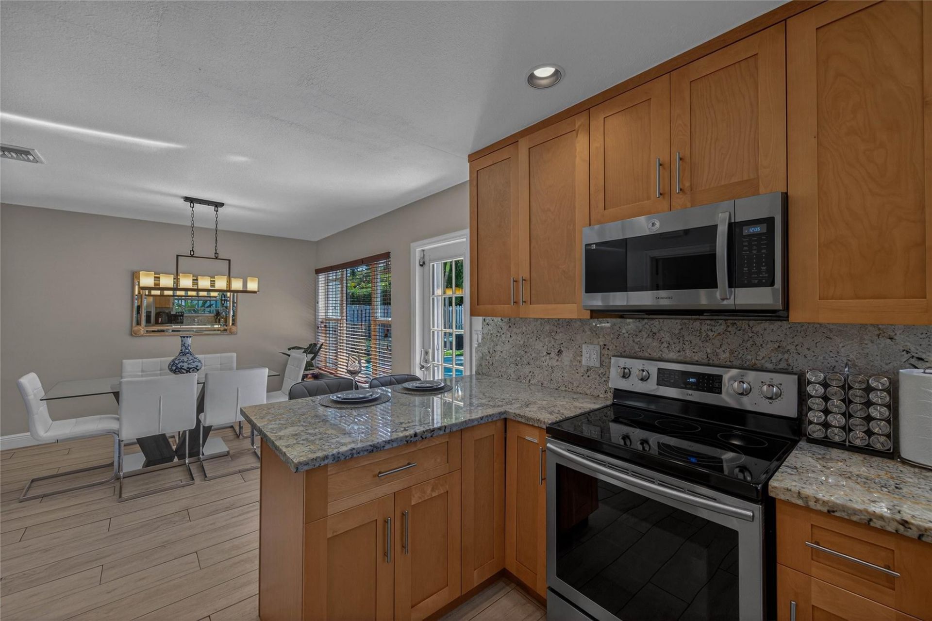 268 Hibiscus Avenue, Lauderdale by the Sea, FL 33308 Photo