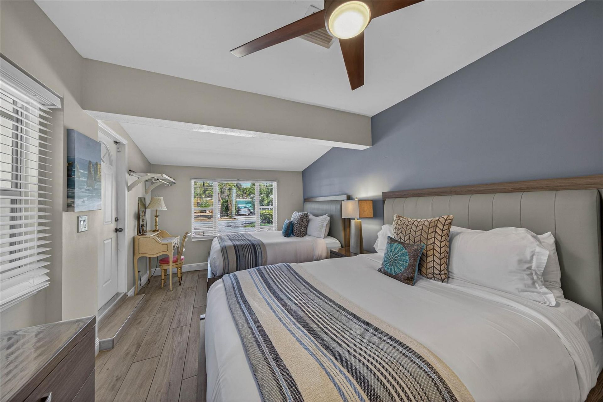 268 Hibiscus Avenue, Lauderdale by the Sea, FL 33308 Photo