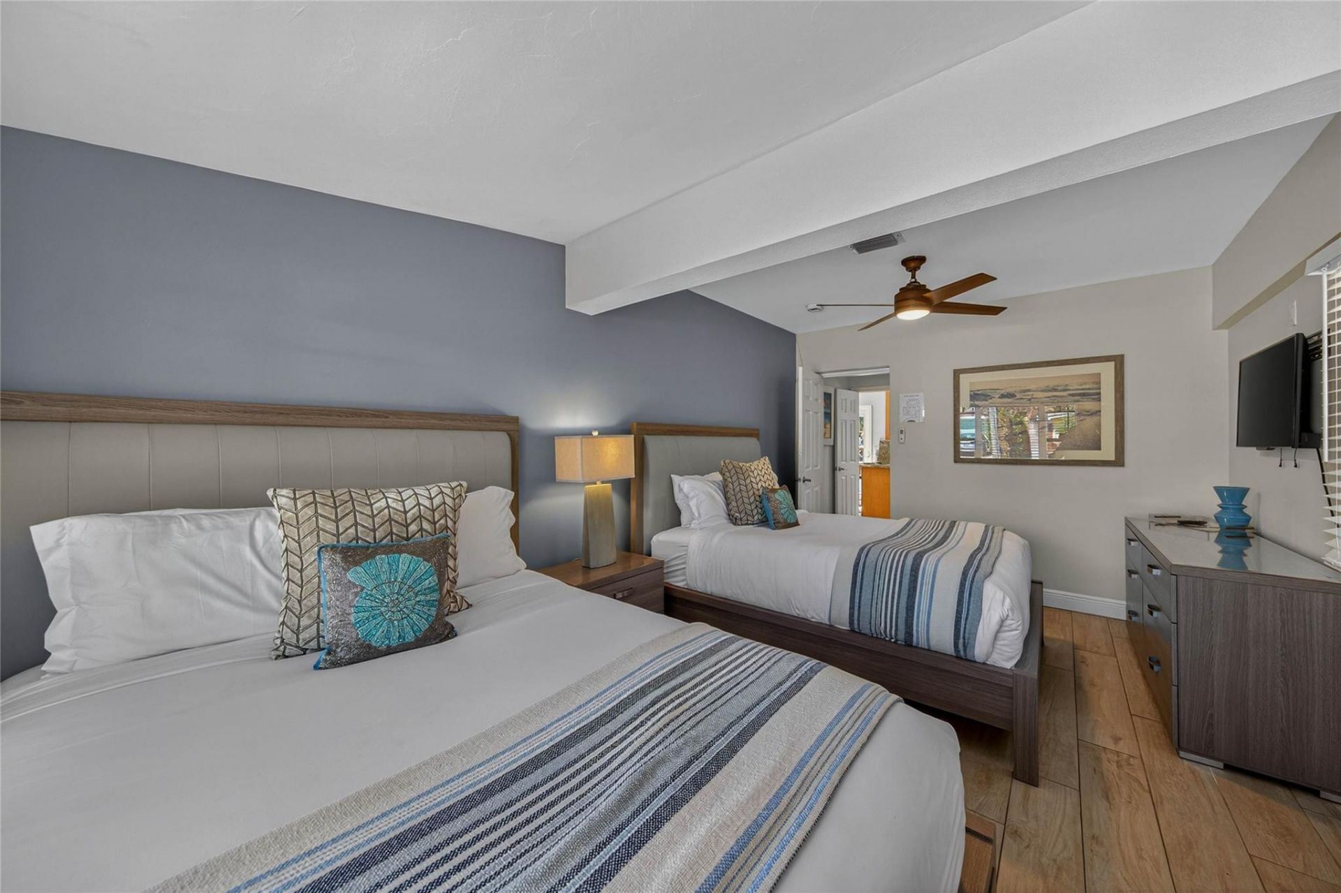 268 Hibiscus Avenue, Lauderdale by the Sea, FL 33308 Photo