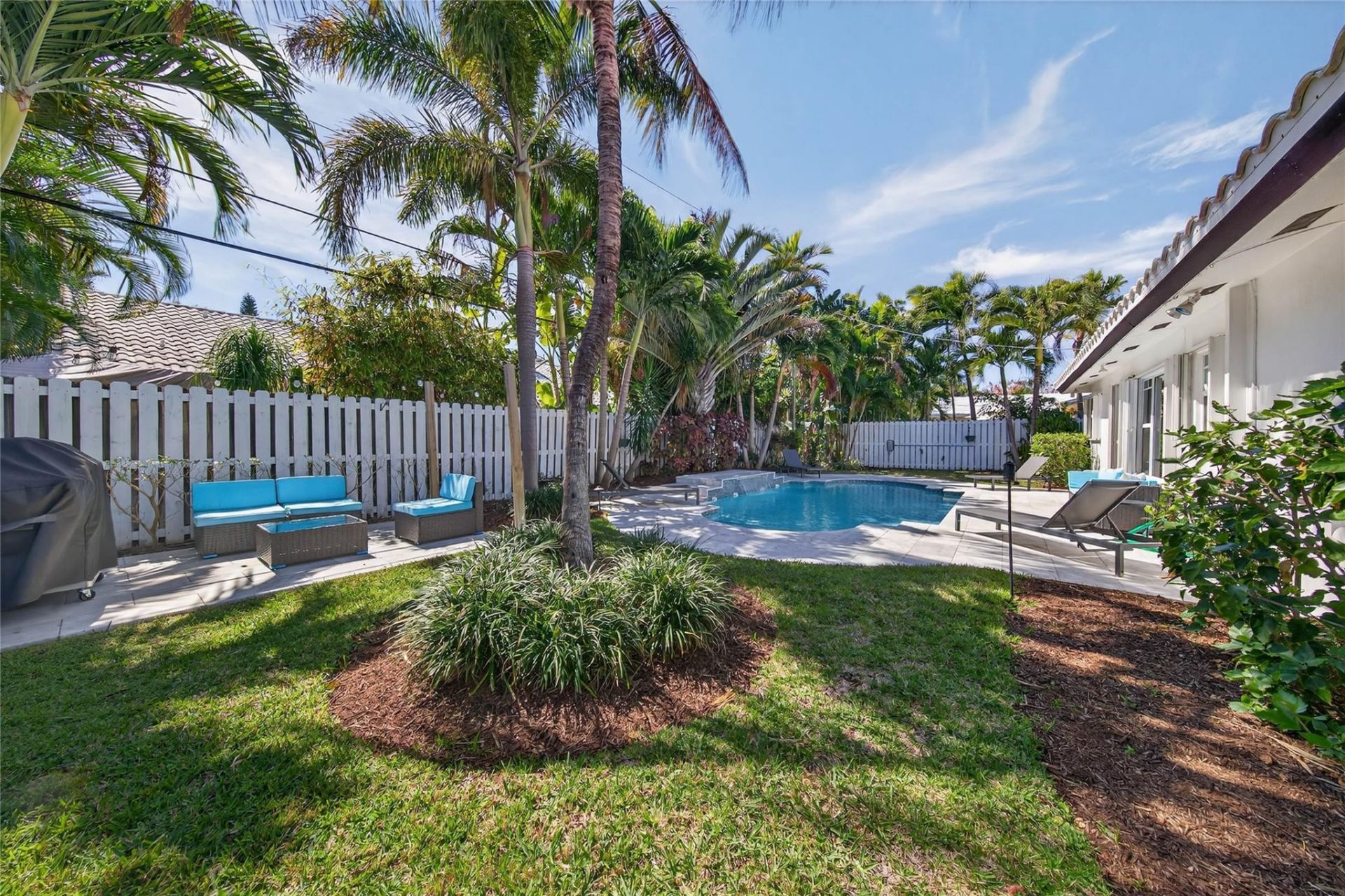 268 Hibiscus Avenue, Lauderdale by the Sea, FL 33308 Photo