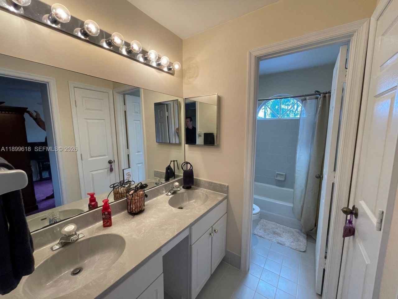 6953 Columbia Court, Margate, FL 33063 Photo