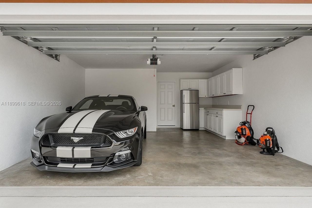 6953 Columbia Court, Margate, FL 33063 Photo