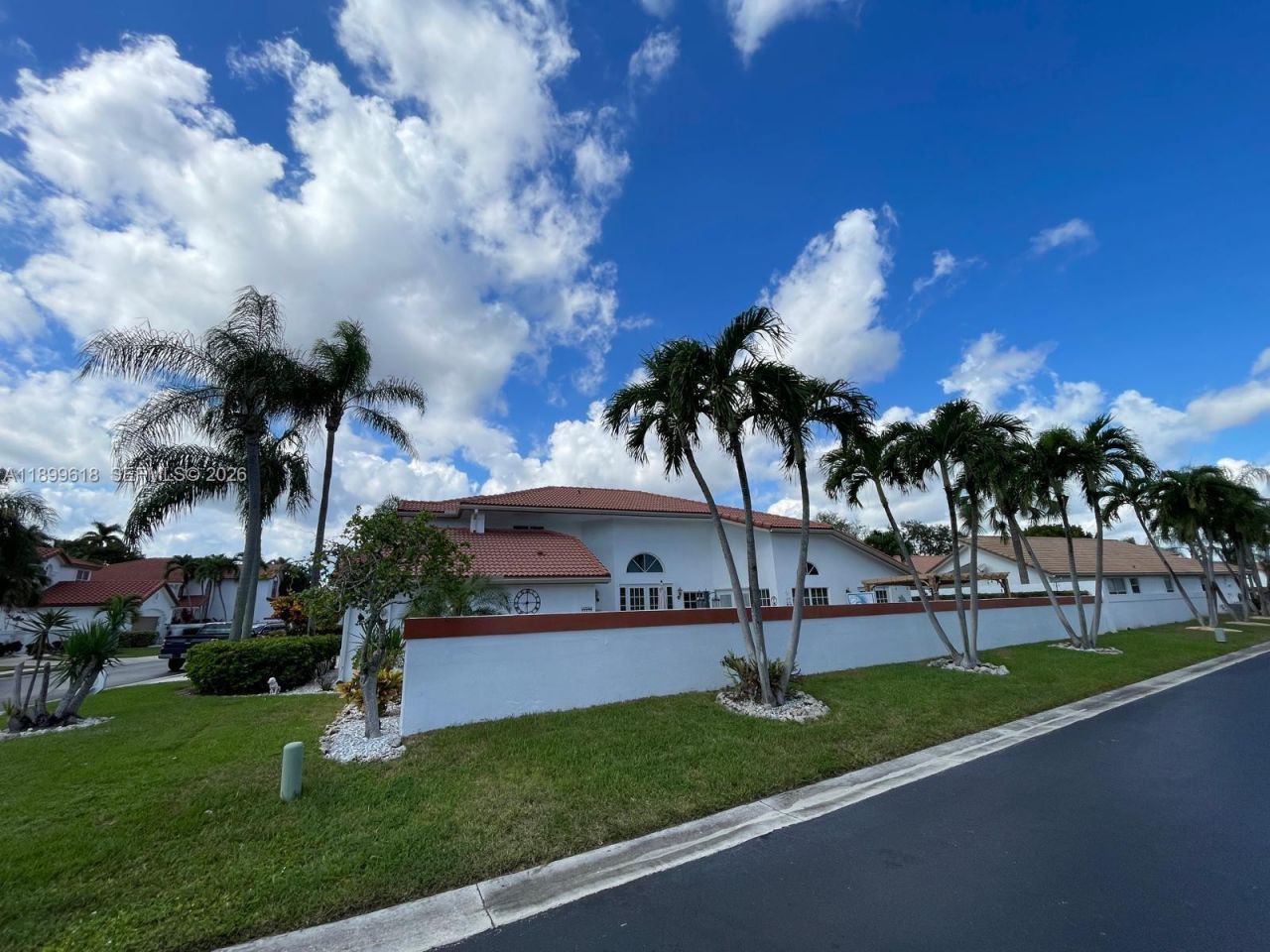 6953 Columbia Court, Margate, FL 33063 Photo