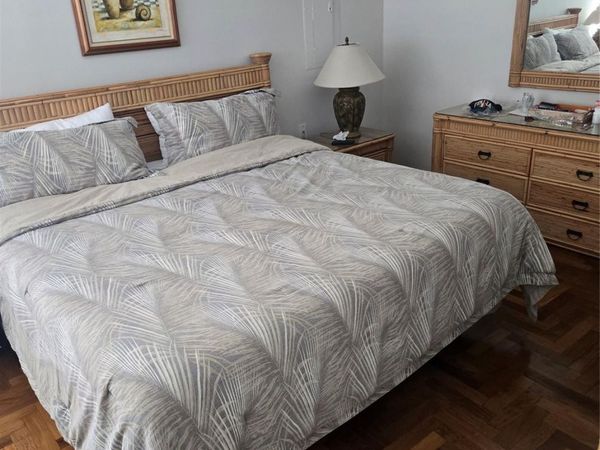 106 E Commercial Boulevard, Unit Up, Lauderdale-By-The-Sea, FL 33334