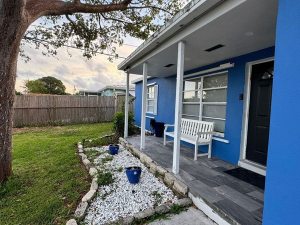 5141 NE 4th Ave, Fort Lauderdale, FL 33334