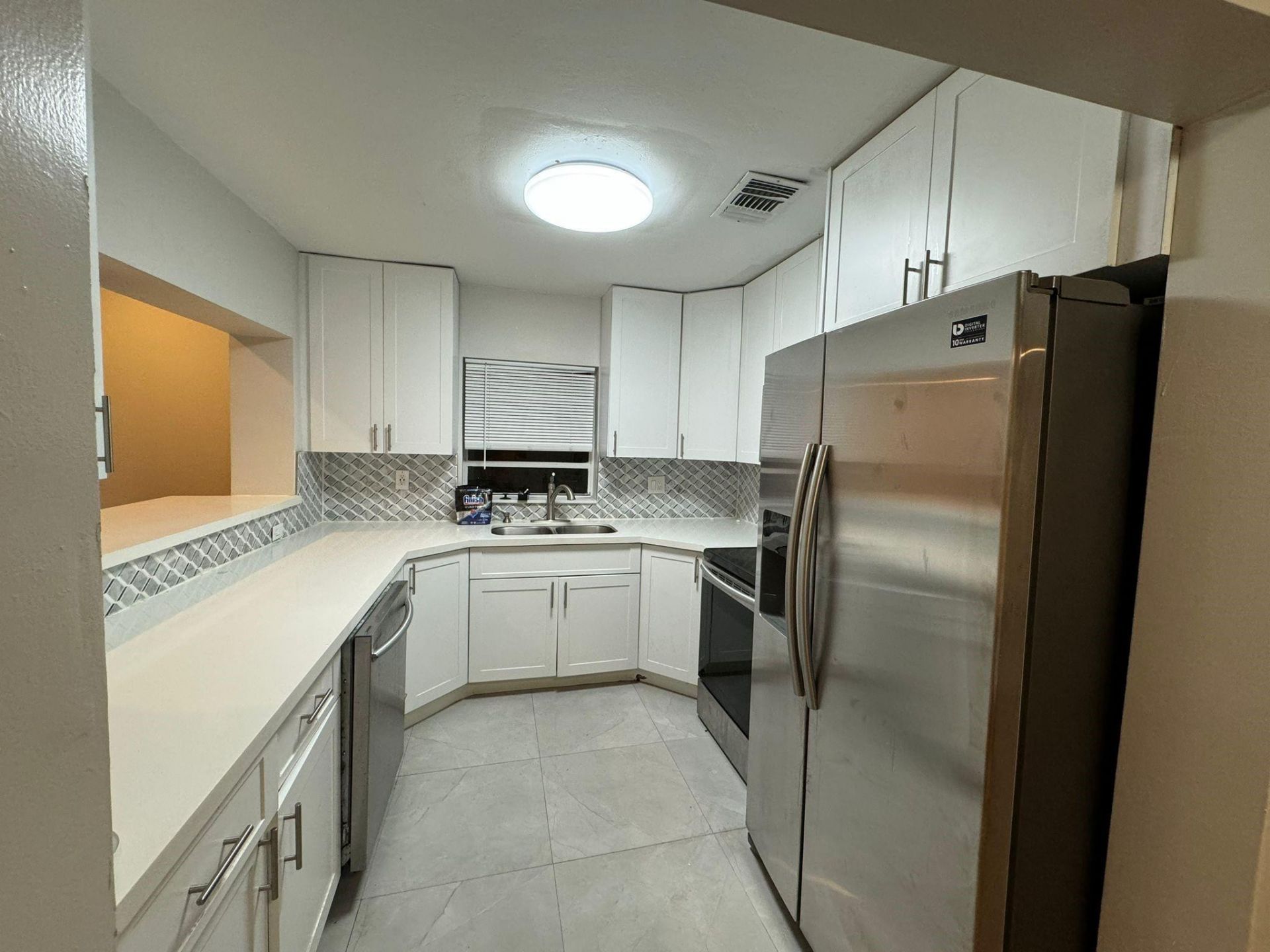 5141 NE 4th Avenue, Fort Lauderdale, FL 33334 Photo