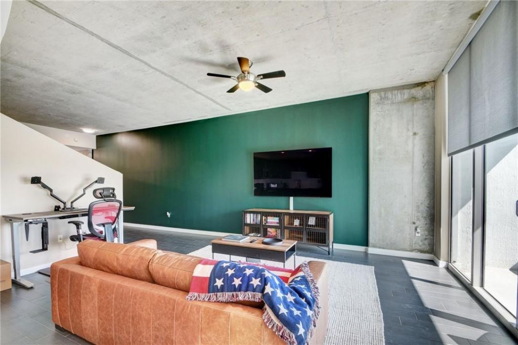 300 S Australian Ave, Unit 1502, West Palm Beach, FL 33401 Photo