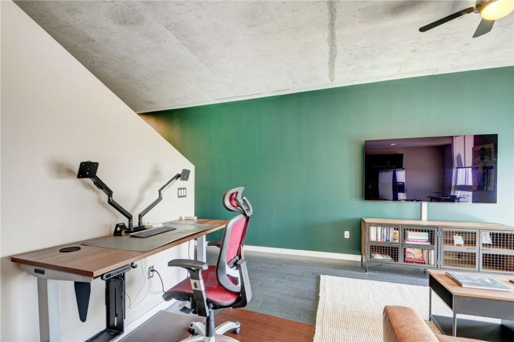 300 S Australian Ave, Unit 1502, West Palm Beach, FL 33401 Photo