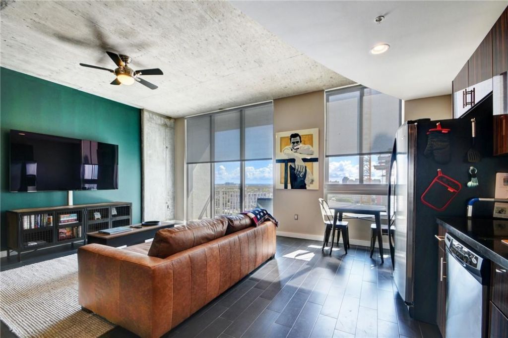 300 S Australian Ave, Unit 1502, West Palm Beach, FL 33401 Photo