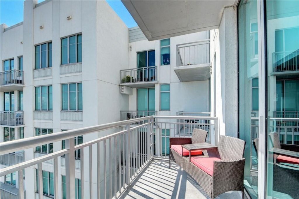 300 S Australian Ave, Unit 1502, West Palm Beach, FL 33401 Photo