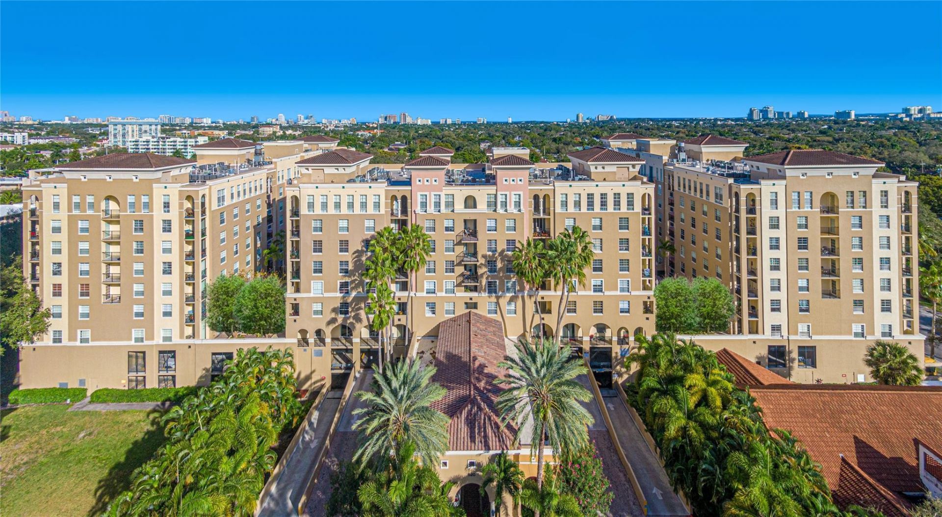 520 SE 5th Avenue, Unit 2406, Fort Lauderdale, FL 33301 Photo