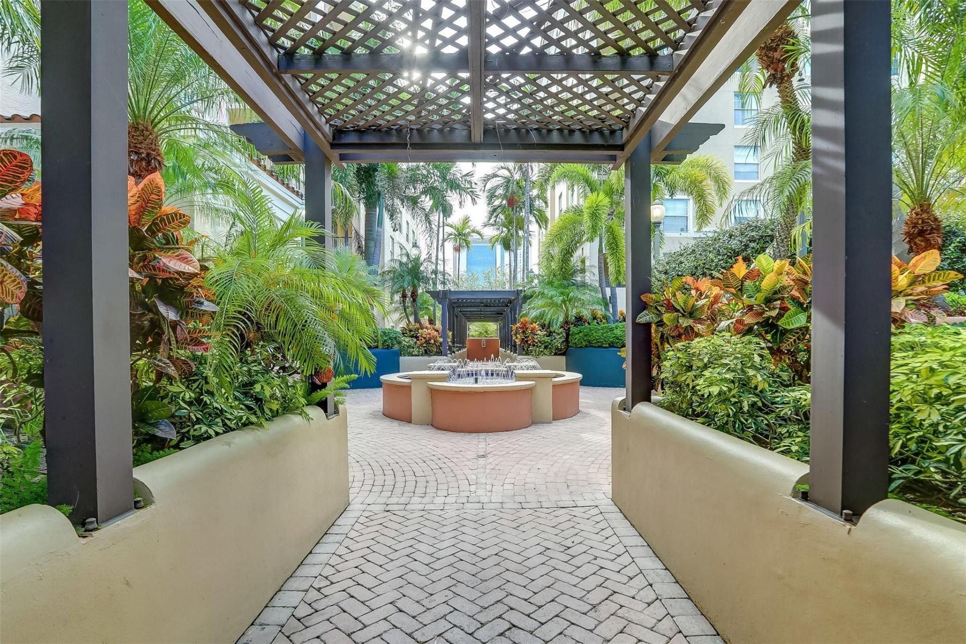 520 SE 5th Avenue, Unit 2406, Fort Lauderdale, FL 33301 Photo