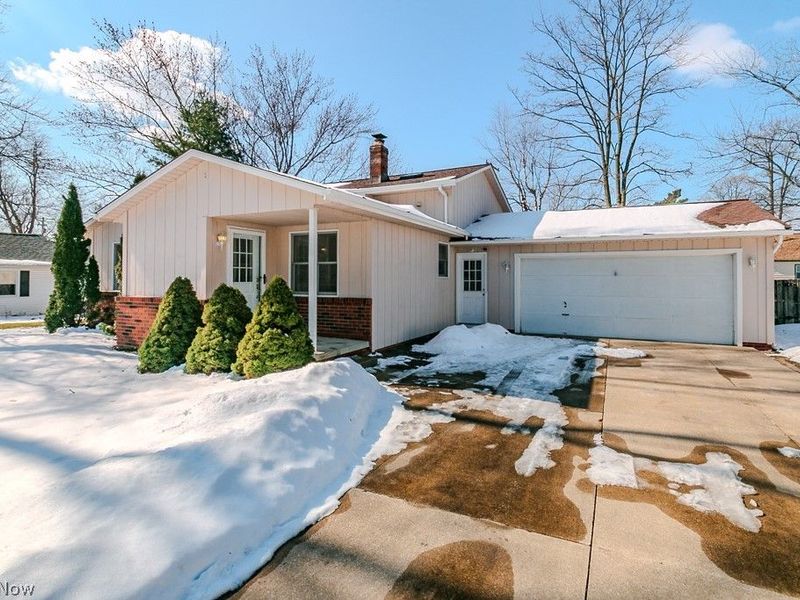 5034 Medhurst Avenue , Solon, OH 44139 Photo 1